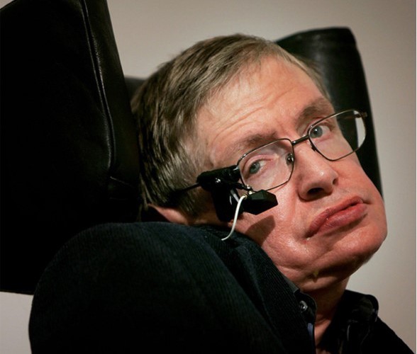Dünyanın Yaşayan En Büyük Dehalarından Biri: Stephen Hawking