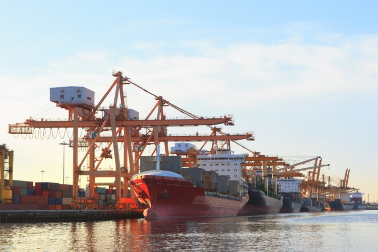 Türkiye’ye gelen “En Büyük” Konteyner Gemisi Asyaport Limanı’nda!